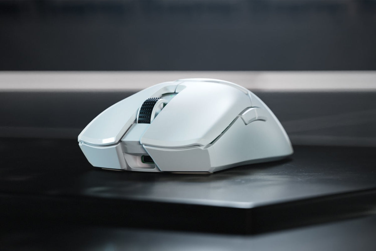 Razer Viper V2 Pro - RF Wireless + USB Type-C Optical Mouse in White - 30,000 DPI