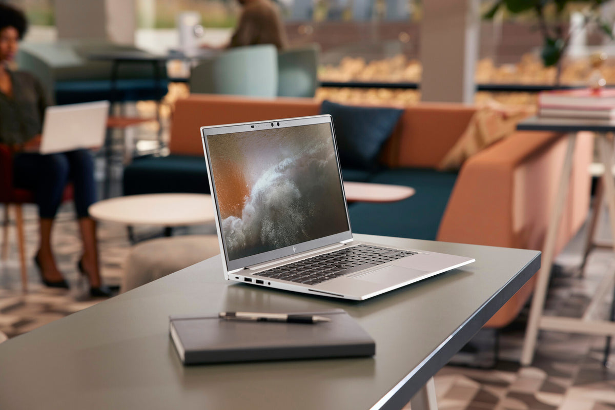 HP EliteBook 845 G8 Laptop - 35.6 cm (14") - AMD Ryzen™ 5 5600U - 8 GB DDR4-SDRAM - 256 GB SSD - Wi-Fi 5 - Windows 10 Pro - Silver