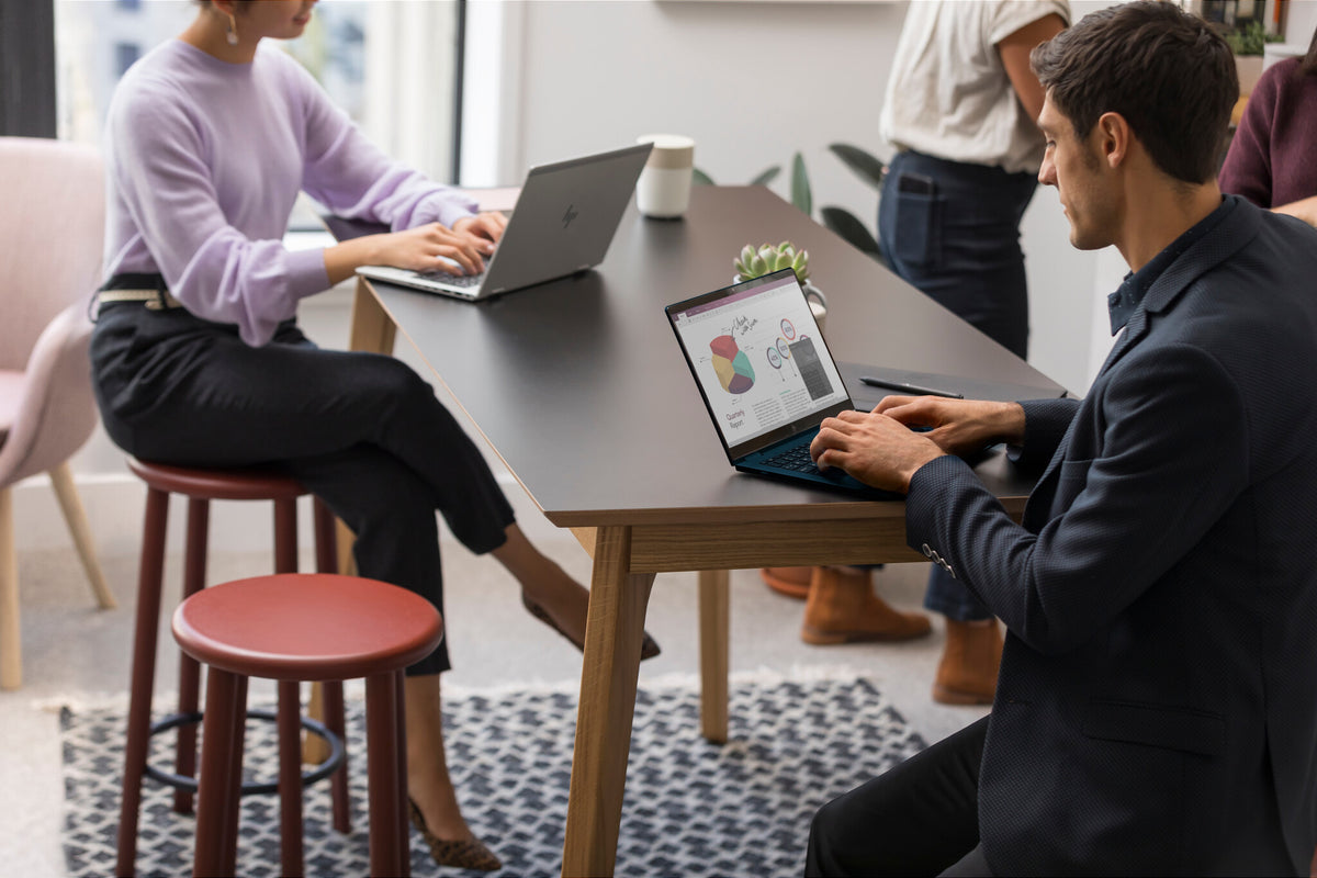 HP EliteBook 830 13 G10 Laptop - 33.8 cm (13.3") - Intel® Core™ i5-1335U - 16 GB LPDDR5-SDRAM - 512 GB SSD - Wi-Fi 6E - Windows 11 Pro - Silver