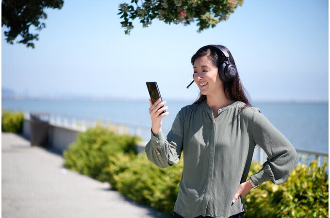 Kensington H3000 - Wireless Bluetooth Over-Ear Gaming Headset
