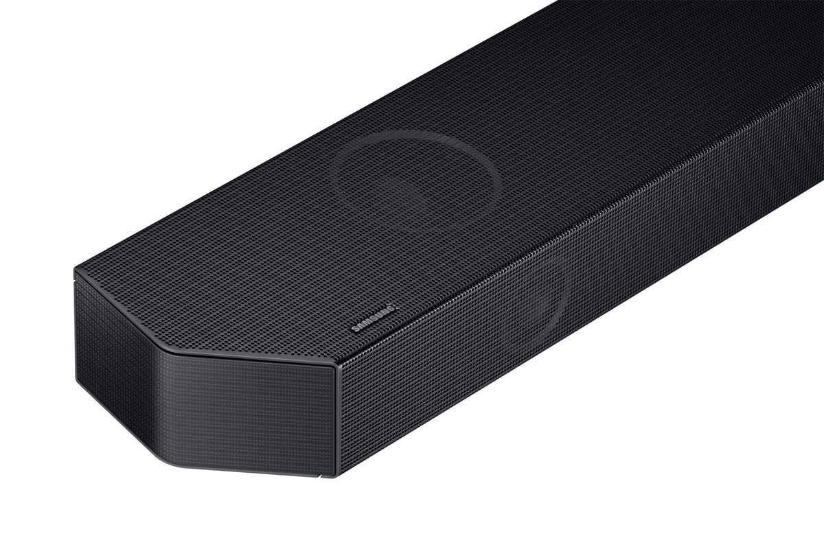 Samsung Q700D Q-Series - Cinematic Soundbar with Subwoofer