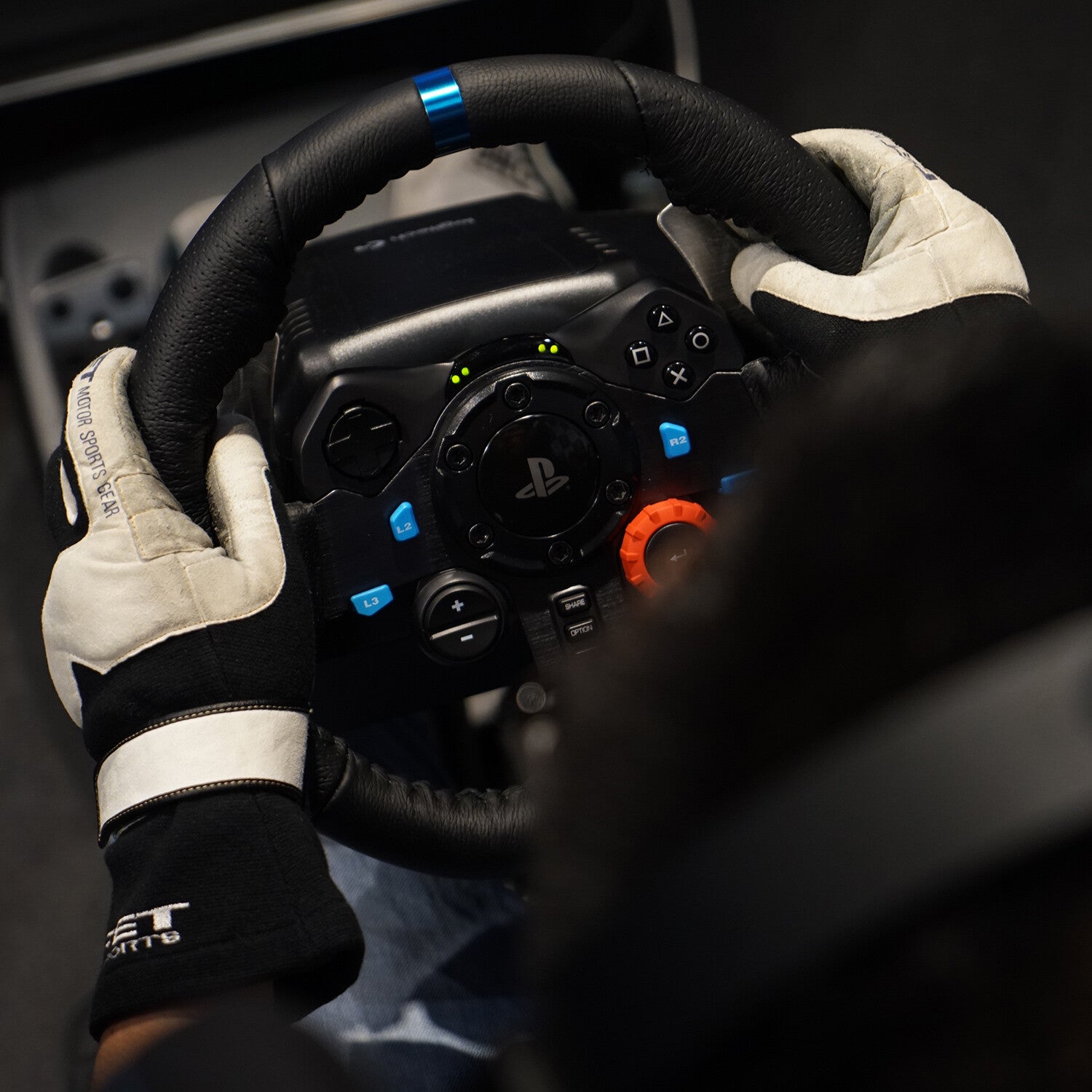 Logitech G - G29 Driving Force Racing Wheel and Pedals for PC / PS5 / - Clove Technology Logitech G - G29 Driving Force Racing Wheel and Pedals for PC / PS5 / - Clove Technology