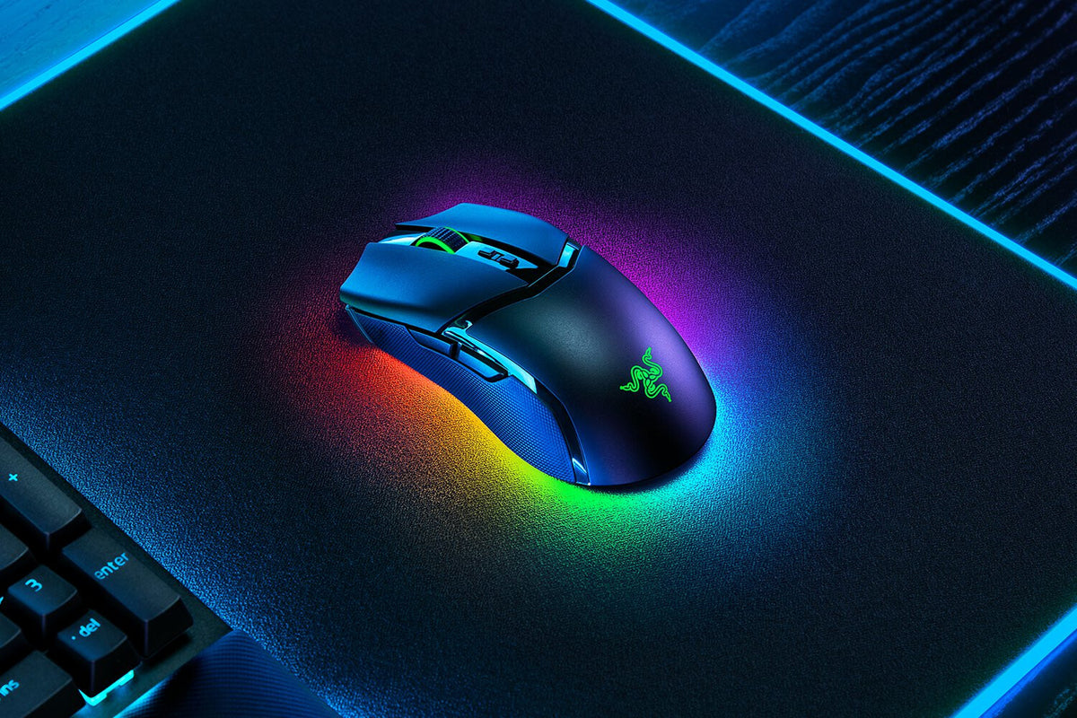 Razer Cobra Pro - RF Wireless + Bluetooth + USB Type-C Optical Mouse - 30,000 DPI