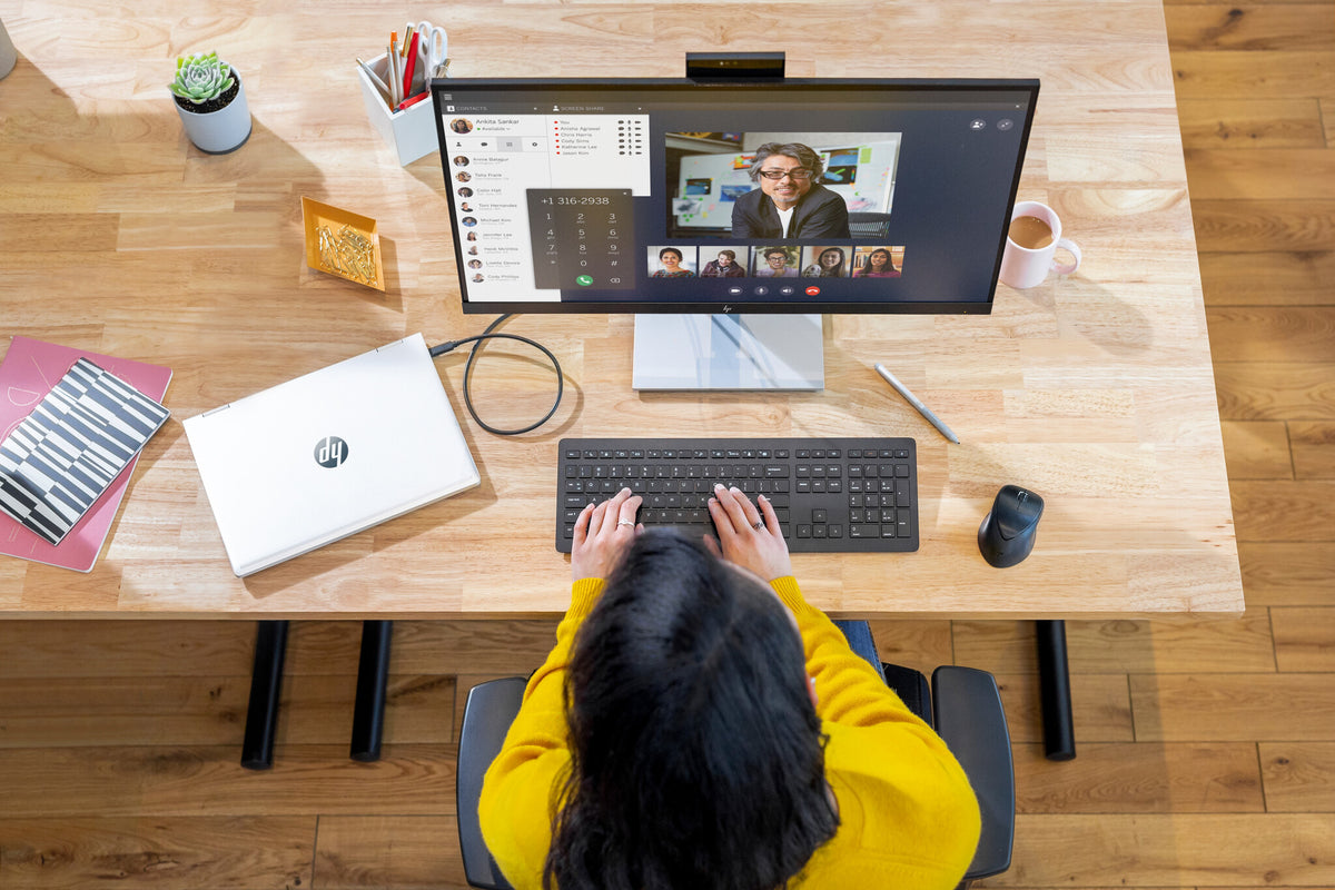 HP E27D G4 - 68.6 cm (27") - 2560 x 1440 pixels Quad HD LED Monitor