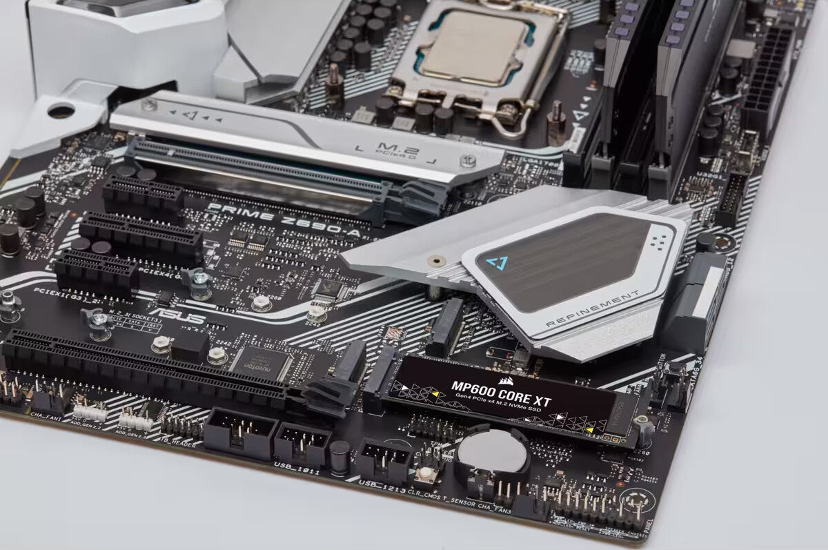 Corsair MP600 CORE XT - PCI Express 4.0 QLC 3D NAND NVMe M.2 SSD - 4 TB