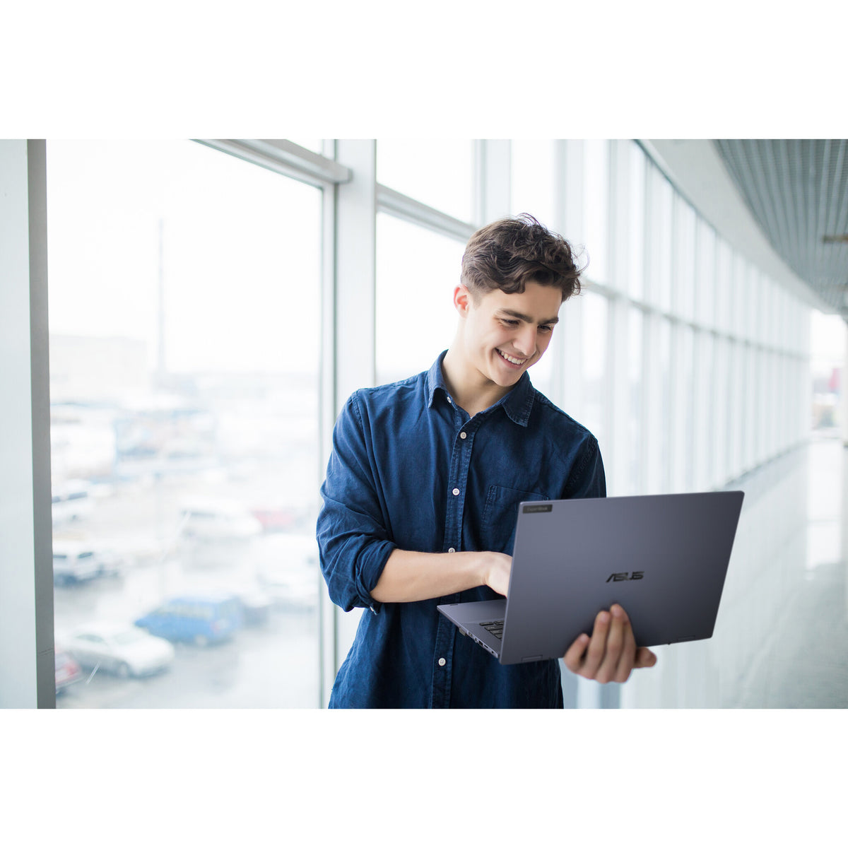 ASUS ExpertBook Hybrid (2-in-1) - 35.6 cm (14") - Touchscreen - Intel® Core™ i7-1360P - 16 GB DDR5-SDRAM - 512 GB SSD - Wi-Fi 6E - Windows 11 Pro - Black