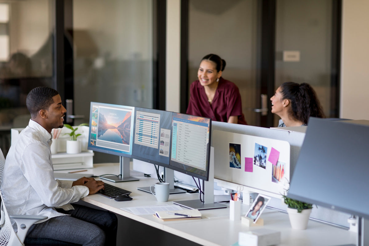 HP E24D G4 - 60.5 cm (23.8") - 1920 x 1080 pixels Full HD LED Monitor