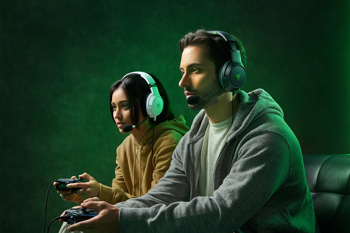 Razer Kaira X - Wired Gaming Headset in Black / White