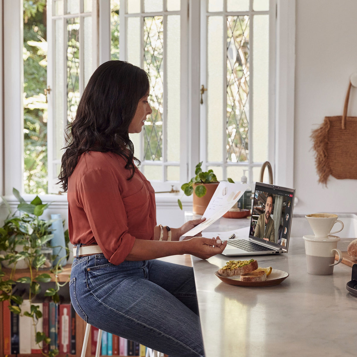 HP EliteBook 840 G9 Laptop - 35.6 cm (14") - Intel® Core™ i7-1255U - 16 GB DDR5-SDRAM - 512 GB SSD - Wi-Fi 6E - Windows 11 Pro - Silver