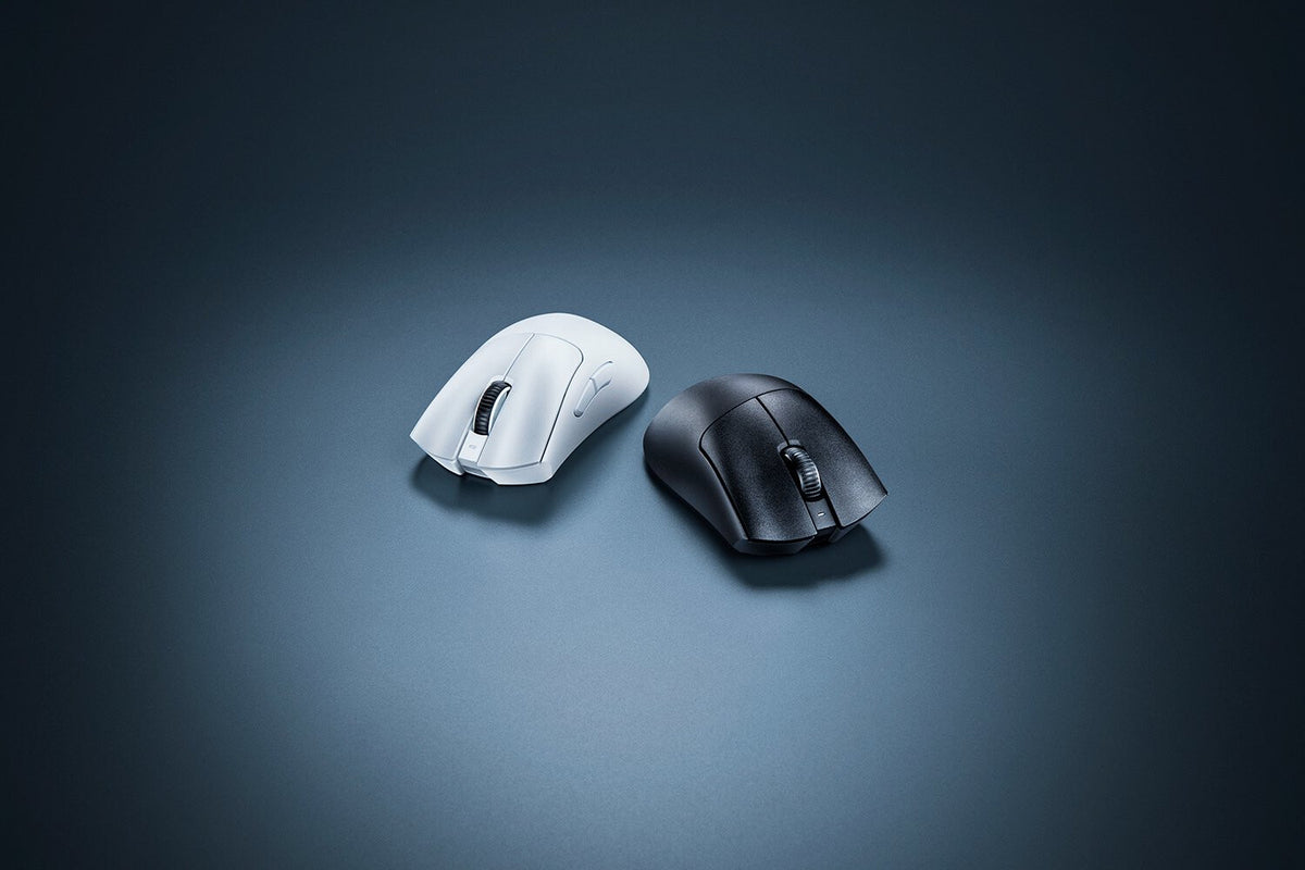 Razer DeathAdder V3 Pro - RF Wireless + USB Type-C Optical Mouse in Black - 30,000 DPI