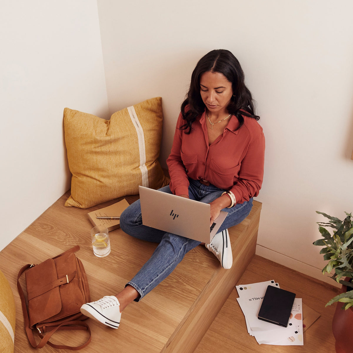 HP EliteBook 840 G9 Laptop - 35.6 cm (14") - Intel® Core™ i7-1255U - 16 GB DDR5-SDRAM - 512 GB SSD - Wi-Fi 6E - Windows 11 Pro - Silver