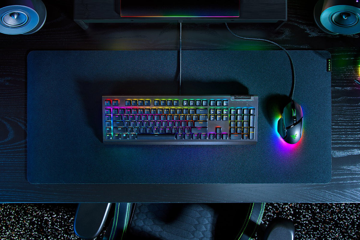 Razer BlackWidow V4 X - USB Wired RGB Mechanical Gaming keyboard in Black (QWERTY UK)