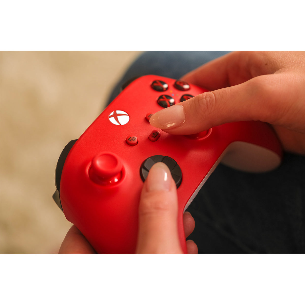 Microsoft Xbox Wireless Controller in Red