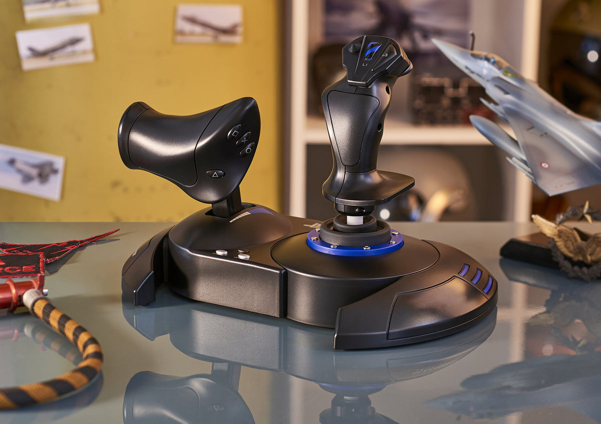 Thrustmaster T.Flight Hotas 4 - USB 2.0 Joystick for PC / PS4