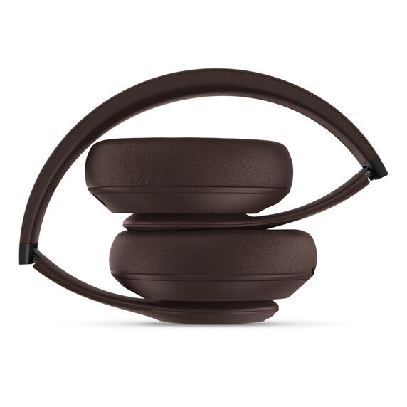 Apple Beats Studio Pro - USB Type-C Wired & Wireless Bluetooth Headset in Brown