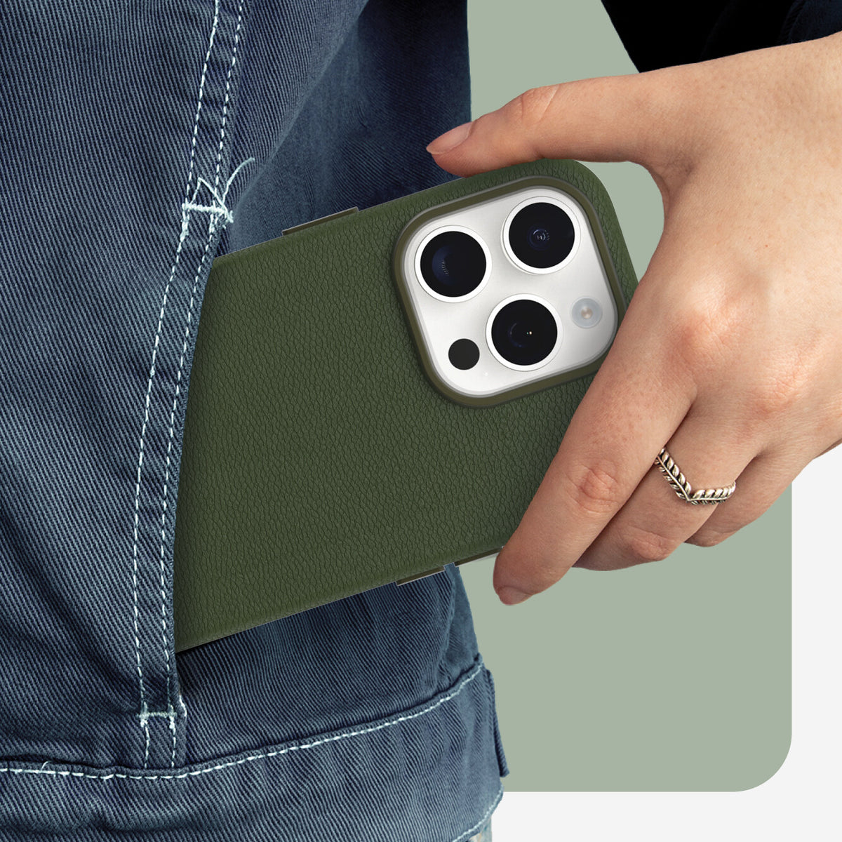 OtterBox Symmetry Cactus with MagSafe for iPhone 15 Pro in Cactus Grove