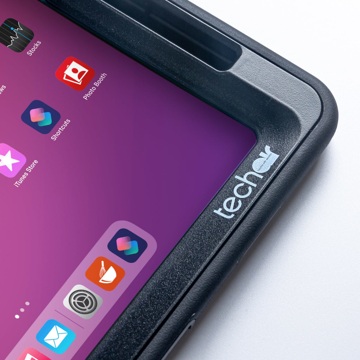 Techair Rugged Case for 10.9&quot; iPad in Black
