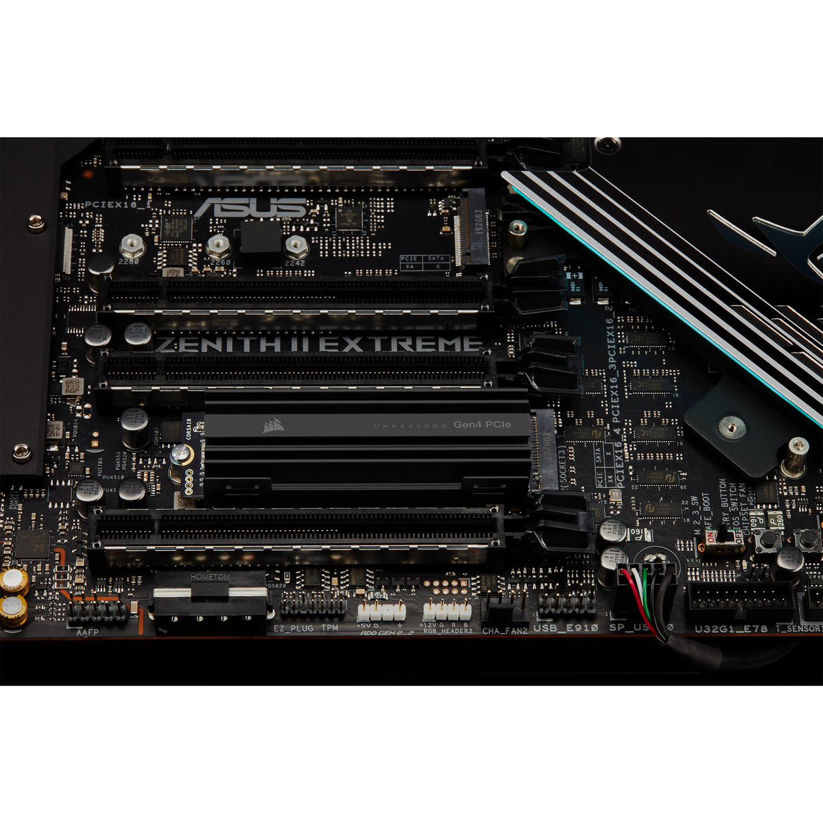 Corsair MP600 PRO - PCI Express 4.0 3D TLC NAND NVMe M.2 SSD - 1 TB