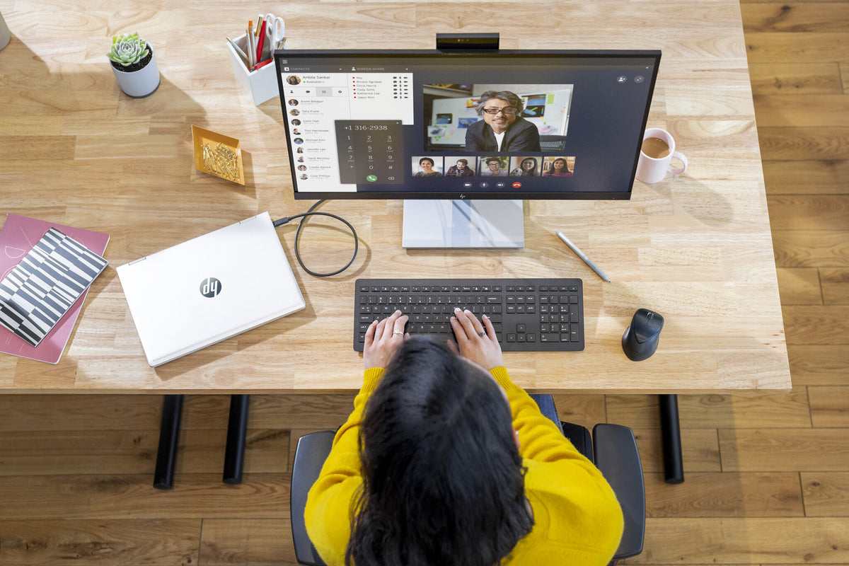 HP E27D G4 - 68.6 cm (27") - 2560 x 1440 pixels Quad HD LED Monitor