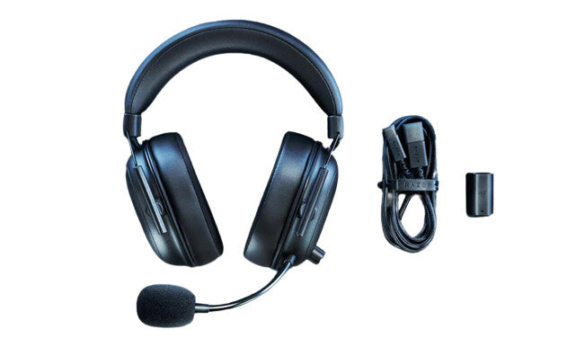 Razer Blackshark V2 Hyperspeed - USB Type-A Wired & Wireless Bluetooth Gaming Headset in Black