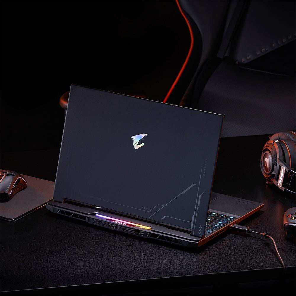 GIGABYTE AORUS 15X Laptop - 39.6 cm (15.6") - Intel® Core™ i9-13900HX - 16 GB DDR5-SDRAM - 1 TB SSD - NVIDIA GeForce RTX 4070 - Wi-Fi 6E - Windows 11 Home - Black