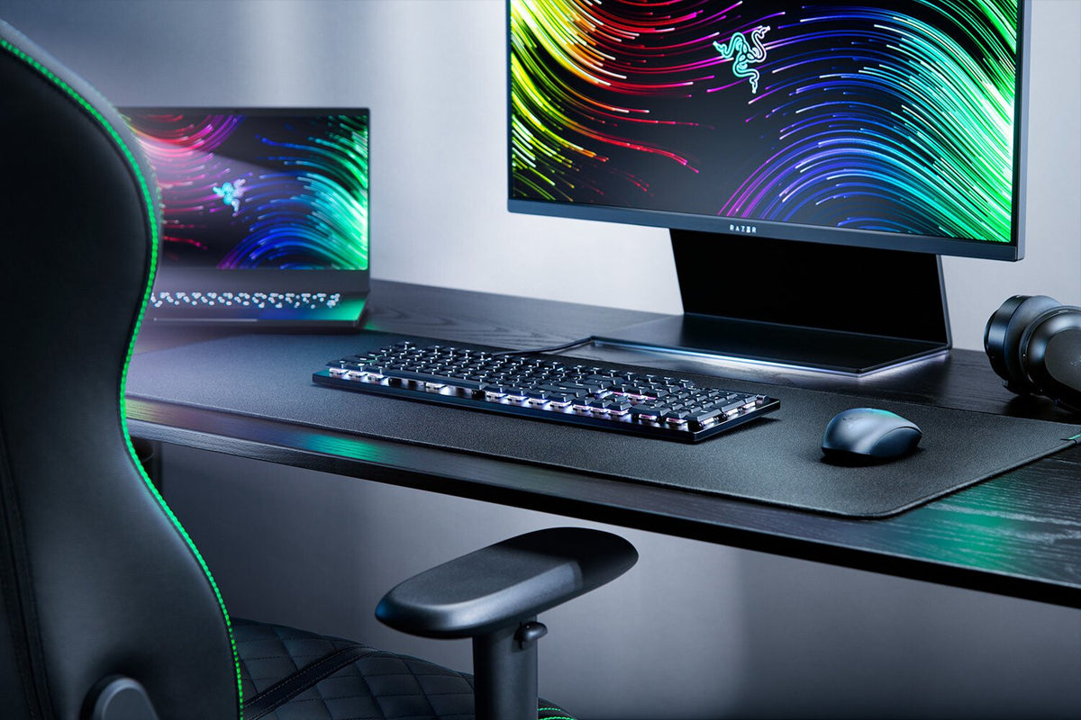 Razer DeathStalker V2 - USB Wired RGB Opto-Mechanical Keyboard in Black (QWERTY UK)