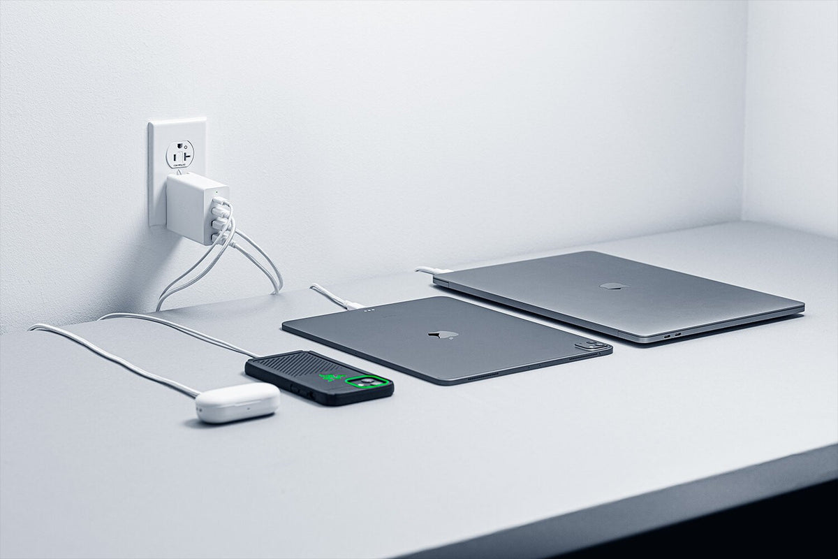 Razer USB-C 130W GaN Charger in White